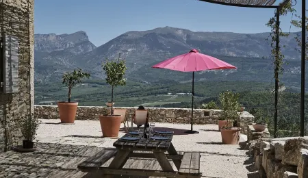 Beautiful house with exceptional view! Отели в г. Дром