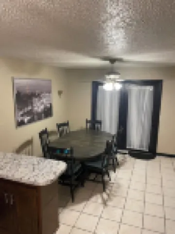 Family-sized home in quiet neighborhood in Weatherford, OK 韋瑟福德酒店