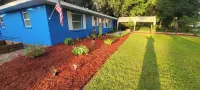 Fish, Scallop,Manatees.Private Quiet Fenced Yard, Pets ok, 5 Minutes to Water! Hotels near Withlacoochee Bay Trail. 10201 N Suncoast Blvd Crystal