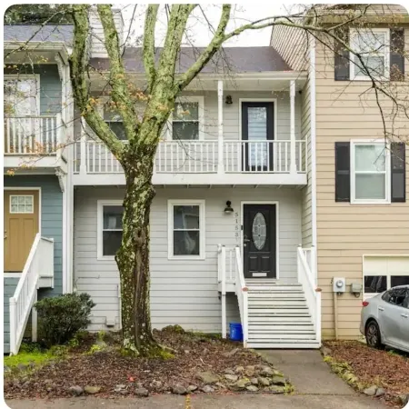 Urban Oasis in Metro Atlanta near Truist Park Отели в г. Смирна