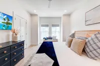 Sunshine on Nine: New Build w/Private Heated Pool, Golf Cart Access & Near Beach