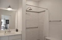 Historic Carbondale Schoolhouse/Luxury Apartment