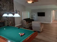 Beautiful Pool Home located just 5 minutes from Hudson Beach!
