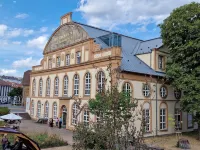 Exclusive and bright apartment in the centre 4 with box-spring beds, wifi Hotels in Wesertor