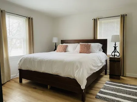 River City Retreat | Stylish 1BR/1BA Apartment