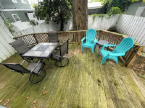 Downtown Blue Manor 1