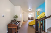 Springville Welcome Home: spacious 5-bedroom house in delightful Springville
