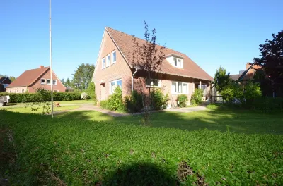 large holiday home, 350 m to the nearest beach stairs