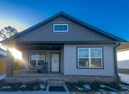 Pruett Place, In the middle of downtown w/parking. Отели в г. Грин