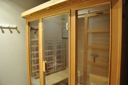 Cottage 10 people in a park with swimming pool Отели в г. Аржийи