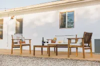 6min to JT Park, Downtown. Pet-Friendly! Stargaze & NightView, Elevated Backyard