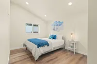 New Modern Cabin on the Tieton River