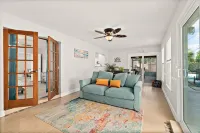 Sunset Bay - 4 Bedroom Pool Home Blocks to the Beach Hotels in Indian Harbour Beach