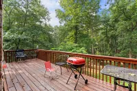 ModernCabin/TeslaCharg/Gameroom/Dogfrndly/Firepit