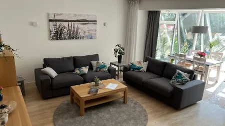 Schöne Ferienwohnung in Toplage mit Stellplatz