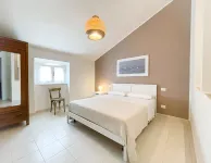 BLUE HOUSE, BEAUTIFUL and COMFORTABLE HOUSE 2 steps from the sea. Hotels in Grottammare