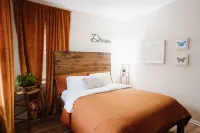 Beautiful One Bedroom Apartment in The Neighbor of the Art