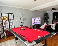 Casa Vostra  Beautiful Townhouse with 1 BR near Truist Park and Cumberland Mall