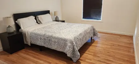 13 mil from lax and beaches. 11 miles from the forum and sofi. close to many.