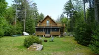 Dog-Friendly Pond Retreat- Hike, Swim Relax, Repeat! - Chalets