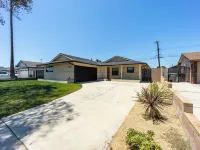 Peaceful Escape: near LAX / Long Beach/ Sofi /Forum/ wlk 2 Dignity Sport Park Hotels in Carson