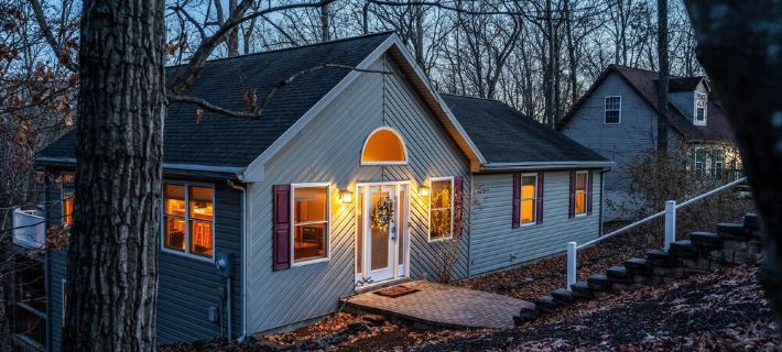 Luxe Design, Hot Tub, Sauna, Sleeps 14, Pets OK Hotels in Massanutten