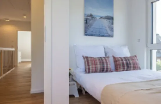 Coastal love! Modern DHH - with sister house up to 12 persons possible.