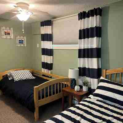 Lake Winnipesaukee, Weirs Beach! Rooms