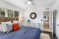 WALK 2 BEACH, HEATED POOL, PUTTING GREEN, 4be 2 ba, Tropical oasis