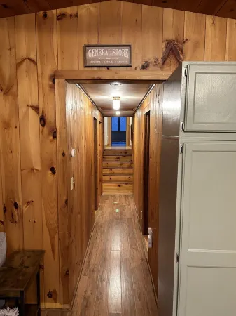 Spacious, family and pet friendly getaway in the White Mountains. Отели рядом с достопримечательностью «North Haverhill Agway»