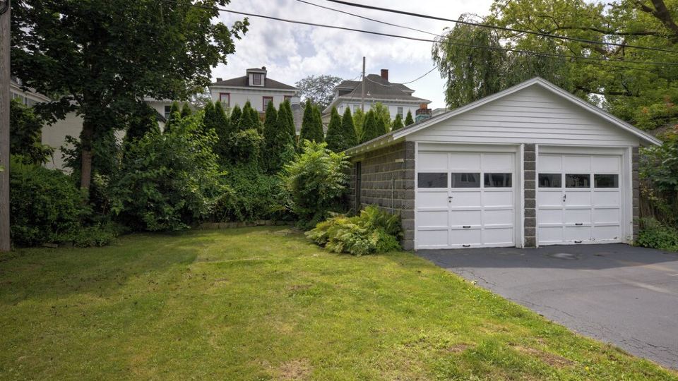 Newly Renovated Gem in Melrose - Pet Friendly