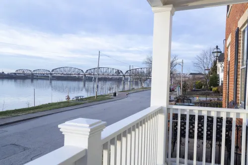 Waterfront Apartment - Downstairs Unit