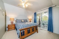 Unwind in Riverfront Comfort — Hot Tub, Fire Pit, Boat Slip, Kayaks