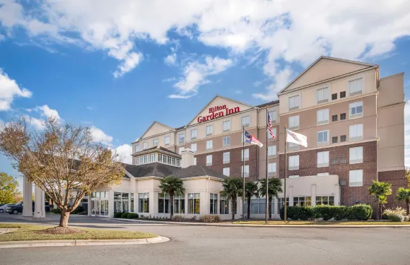 夏洛特康科德希爾頓花園酒店