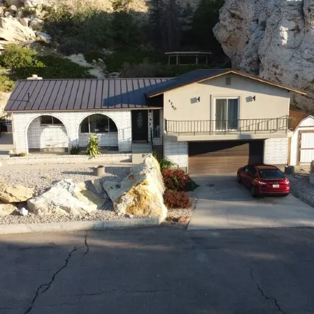 Super Unique 4Br 3Bath Nature Home Getaway - 9Beds