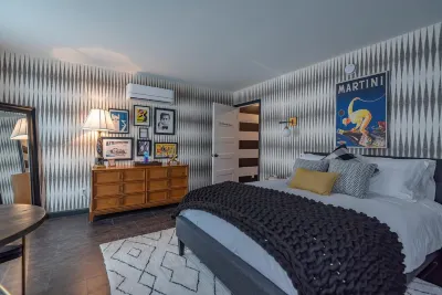 Luxury vacation rental in the heart of Bloomington and the IU campus