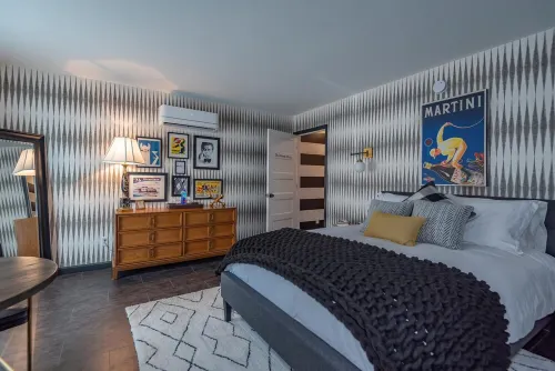 Luxury vacation rental in the heart of Bloomington and the IU campus