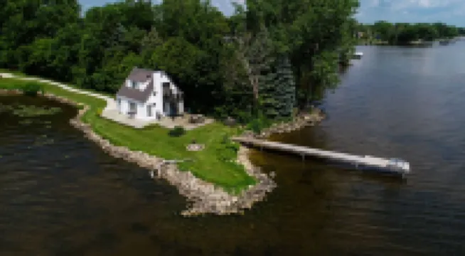 The Little Lake House - Private/Secluded Pennisula - Lake Winnebago