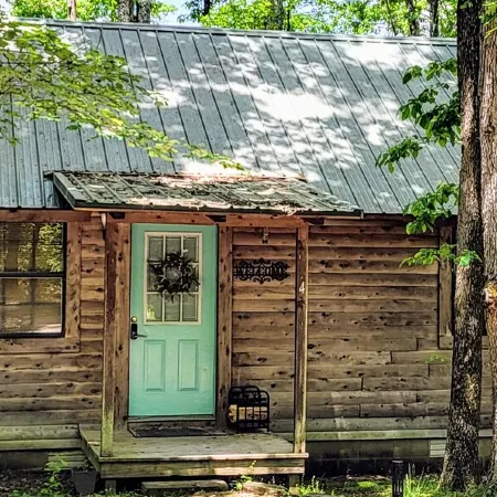 Couples Getaway Near Hot Springs-Jacuzzi and Hot Tub Overlooking Mountains!