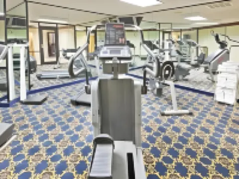 Days Inn & Suites by Wyndham Tahlequah Hotels in Cherokee County