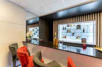 PLAZA Premium Den Haag City Center - bar