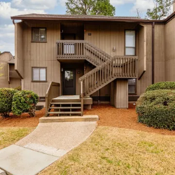 5 minute walk to Pinehurst Resort - Perfect 2BR Condo for buddies golf trip