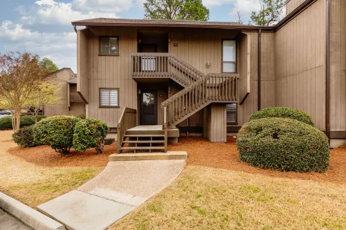 5 minute walk to Pinehurst Resort - Perfect 2BR Condo for buddies golf trip