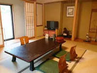 Kagetsu Ryokan - 2-Star