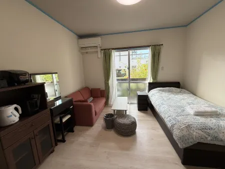 Yenn's Marina Inn Zamami Condominium Отели в г. уезд Симадзири