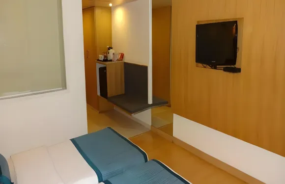 班加拉米娜瓦大酒店