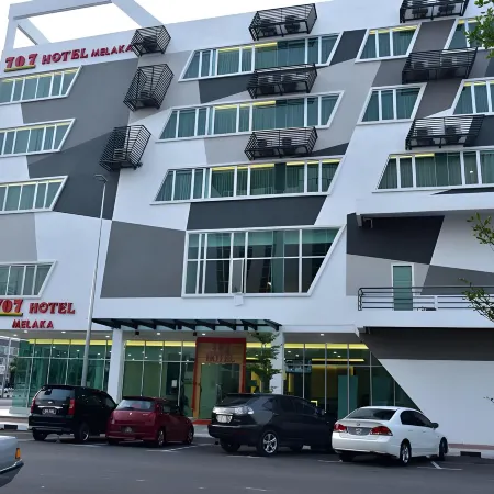 707 Hotel Melaka (Orange)