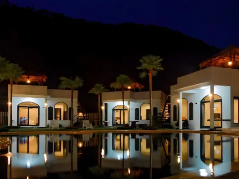 찰라로스트 란타 더 프라이빗 리조트