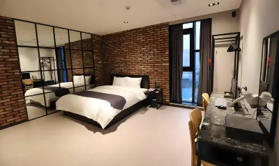 Dongducheon Hotel the Grey