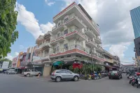 RedDoorz at H Agus Salim Street Pontianak Hotels in Benua Melayu Darat